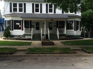 345 Spruce St, Aurora, IL 60506