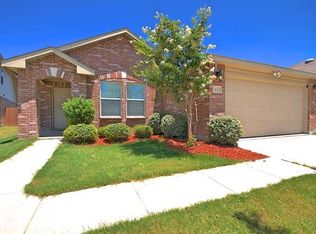 404 Glenn Ct, Burleson, TX 76028
