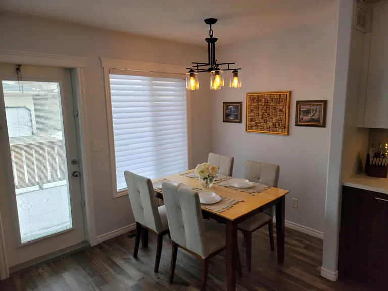Bayfield Cres — Photo 2