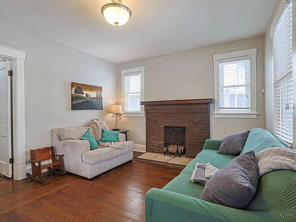 3rd image of 15 Bonham Rd