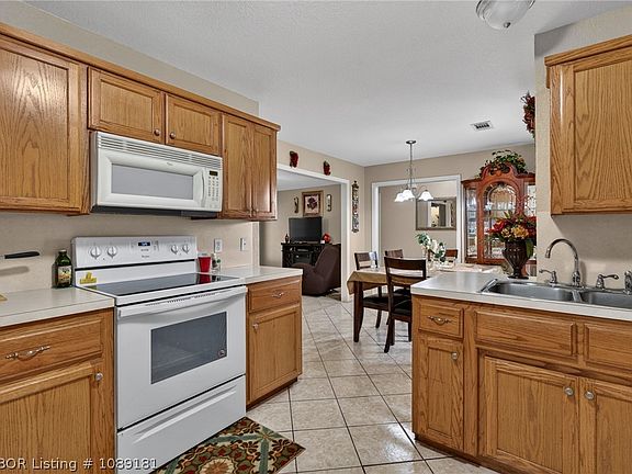 5th image of 2001 N 55th Pl