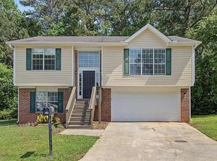 488 Barclay Ct, Stone Mountain, GA 30083