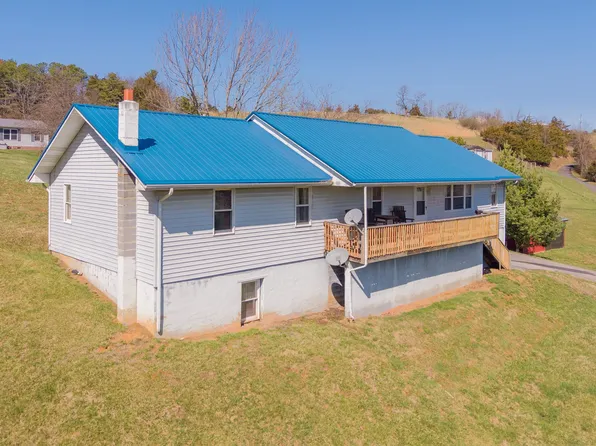 906 Cinnamon Run, Wytheville, VA 24382