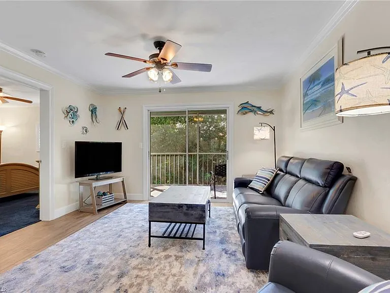 134 Cypress Way E #305 — Photo 9