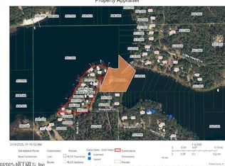 123 Simpson Dr, Interlachen, FL 32148