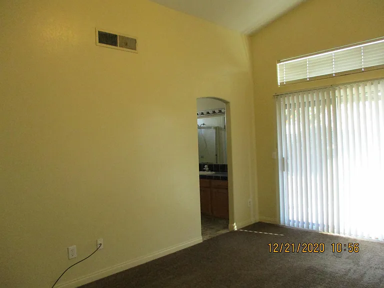 2910 Colville Ave — Photo 12