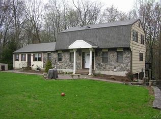 52 Scudder Rd, Newtown, CT 06470