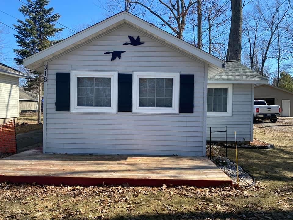 318 Cottage Dr, Prudenville, MI 48651 Zillow