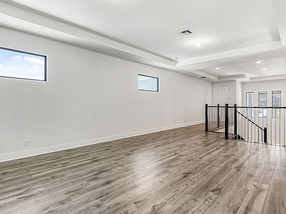 5th image of 13574 Artisan Cir