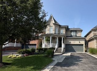 26 Corsham Dr, Whitby, ON L1M 2K5