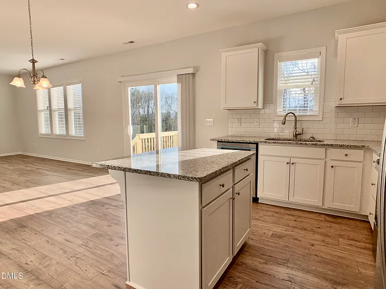 21 Henhouse Ct — Photo 4