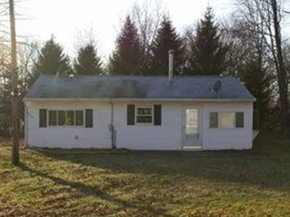 811 Branchton Rd, Boyers, PA 16020