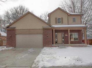 21816 Shady Lane Ave, Saint Clair Shores, MI 48080