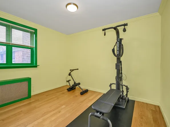 189-23 39th Avenue image 4 of 6