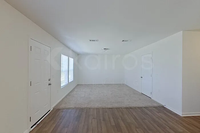 4 bed, 2.5 bath, 1801 sqft, $1,925 — Photo 3