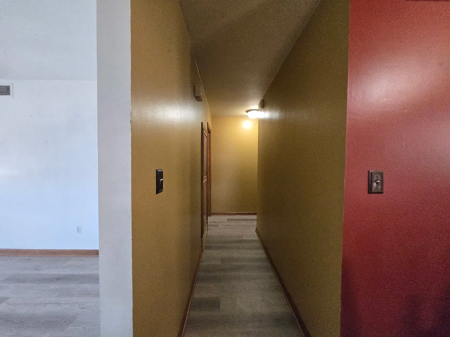3 bed, 1075 sqft, $1,200 — Photo 4