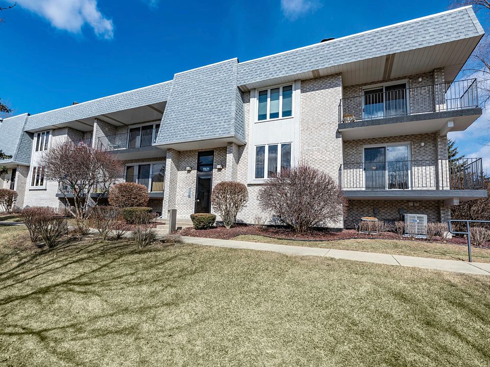 1st image of 7821 W 157th Pl APT 1E