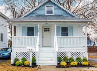 128 Oak St, West Deptford, NJ 08096