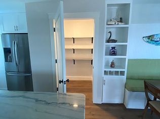 2690 Island View Ln, Matlacha, FL 33993