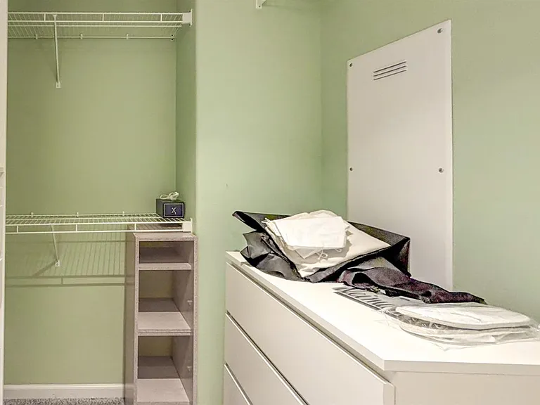 3060 Morris Ave — Photo 26