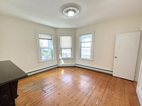 2nd image of 1 Folsom Ave #2F