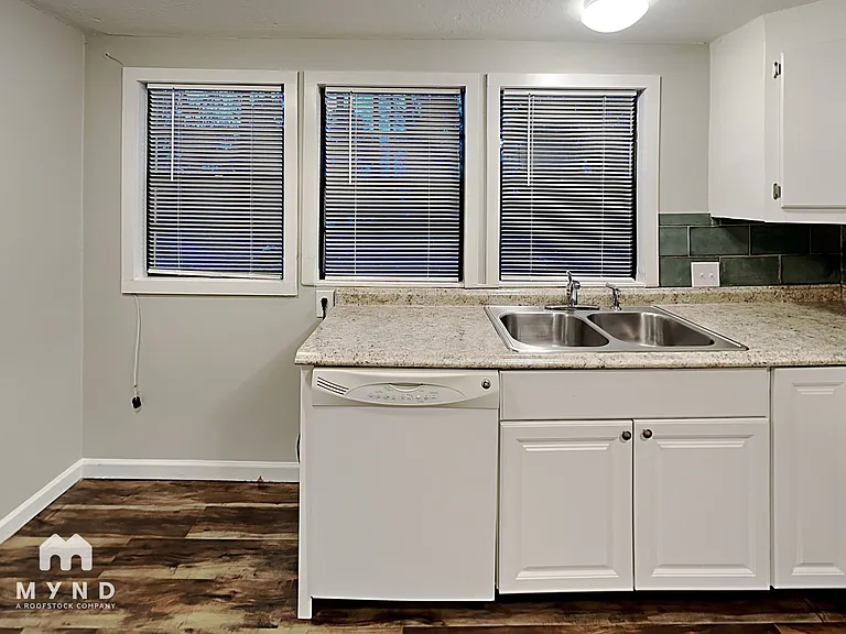 4711 Cook Rd SW — Photo 5