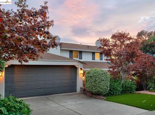 715 Rosemount Rd, Oakland, CA 94610