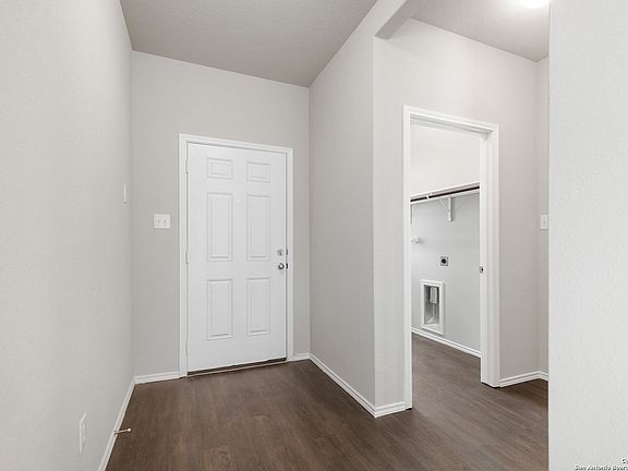 4th image of 2427 Applewhite Meadow