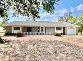 1715 Parklane St, Perry, OK 73077