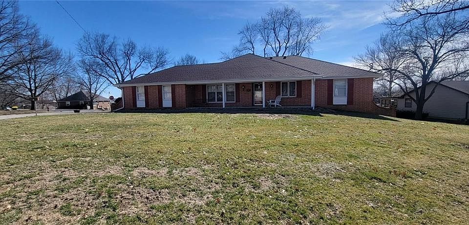 1st image of 538 Brown Circle Dr