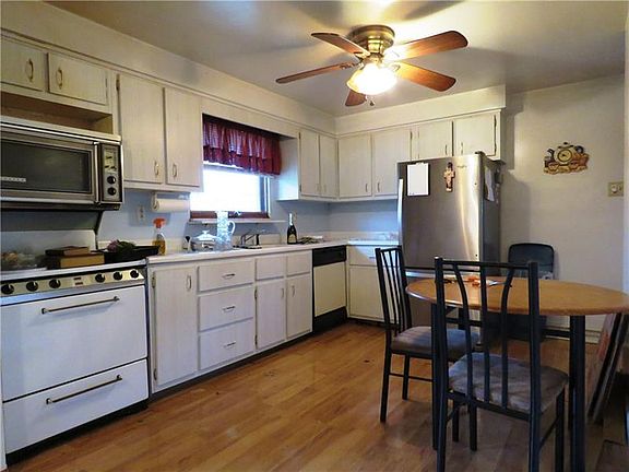 4th image of 1021 Jefferson Ave