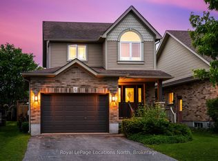 26 Davis St, Collingwood, ON L9Y 0C8