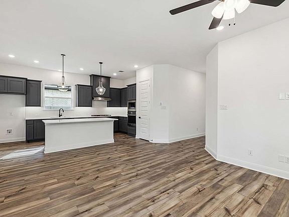 The Amalia - Living Room