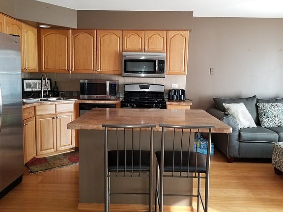 5th image of 2576 Dickens Ct #2576
