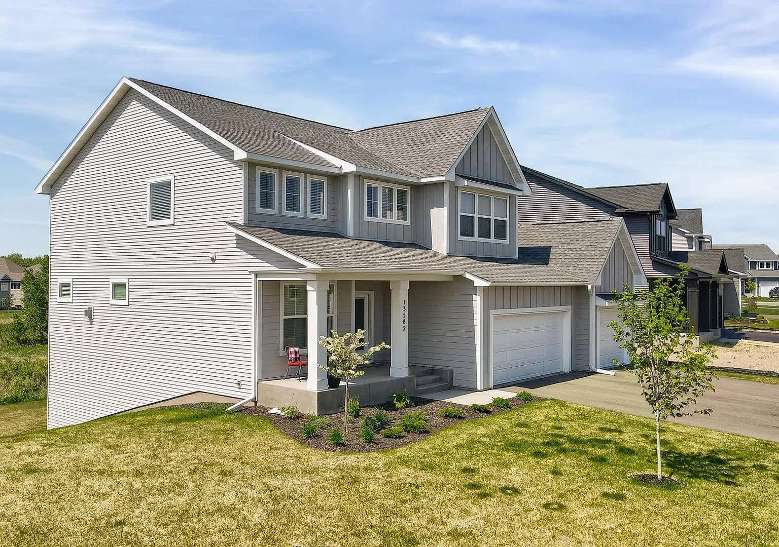 5 bed, 3537 sqft, $4,500 — Photo 4