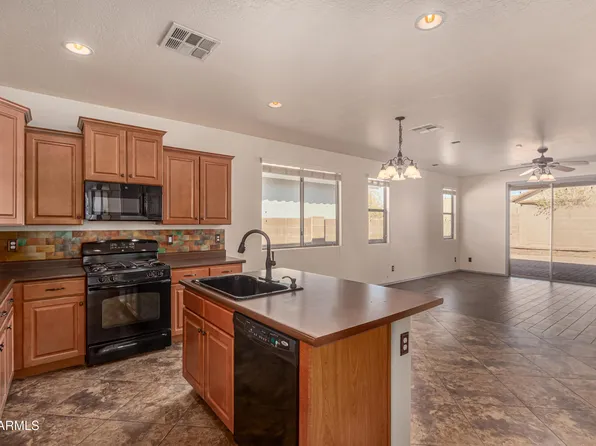 18072 W Vogel Avenue, Waddell, AZ 85355
