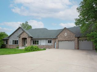 21435 Redwing Ave, Jordan, MN 55352