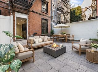 47 1/2 E 1st St APT 1R, New York, NY 10003