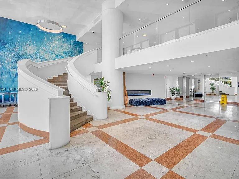 10350 W Bay Harbor Dr #8F — Photo 23