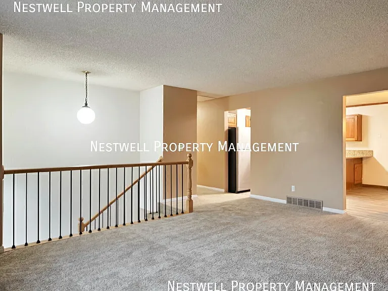 815 E Dusty Rock Pl — Photo 9