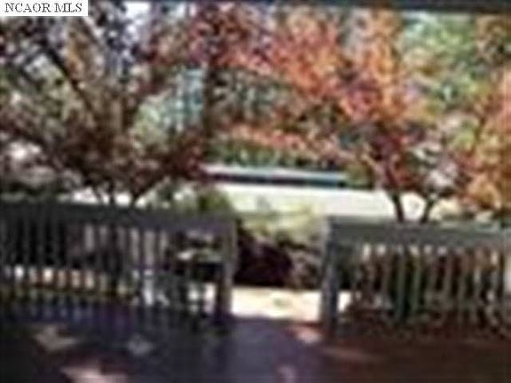 3rd image of 15345 Kingsbury Cir