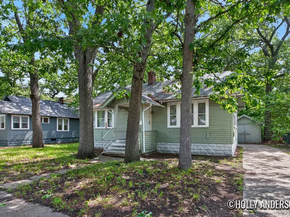 3012 9th St, Muskegon Heights, MI 49444