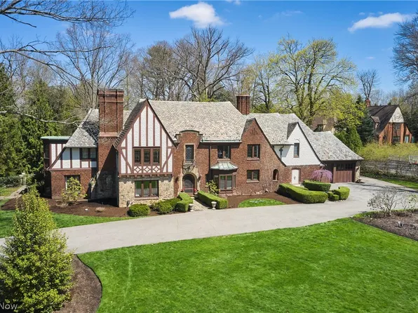 69 E Fairlawn Blvd, Akron, OH 44313