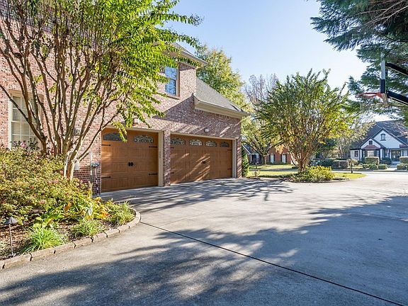 3rd image of 3501 Enclave Bay Dr