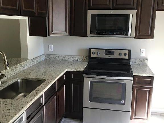 4th image of 149 Cabrillo Ln