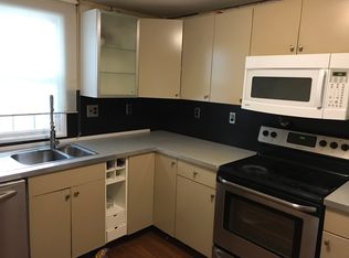 217 School St, Woburn, MA 01801