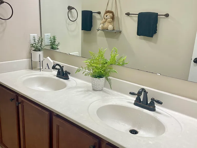 419 Rolling Pines Dr — Photo 15