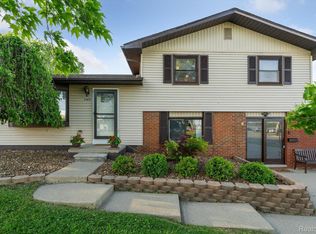 24630 Van Horn Rd, Brownstown, MI 48134