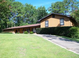 35 Anderson Dr, Eufaula, AL 36027