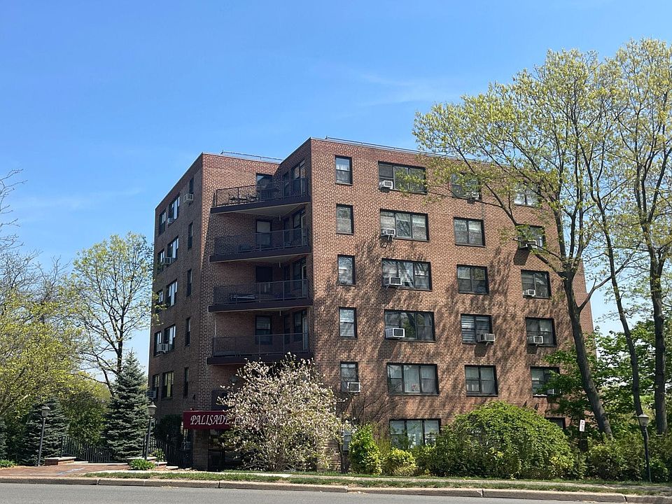 1st image of 1450 Palisade Ave